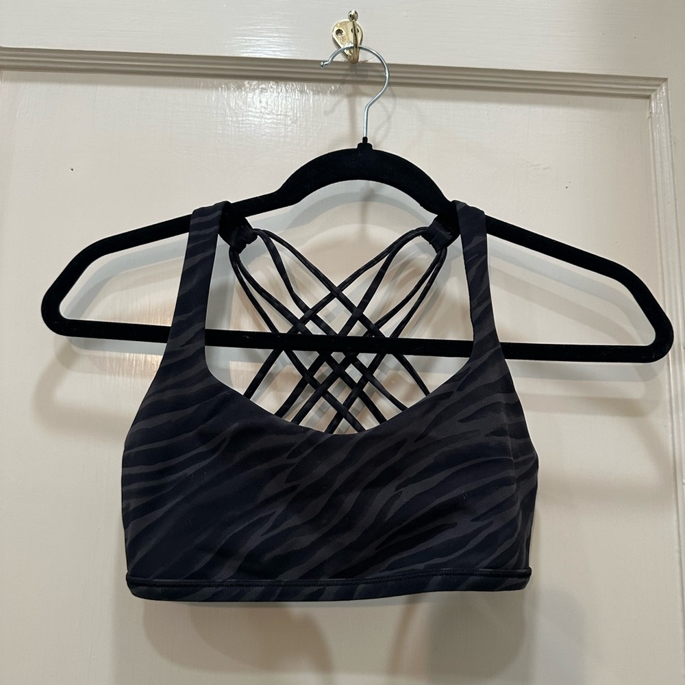 Lululemon bra